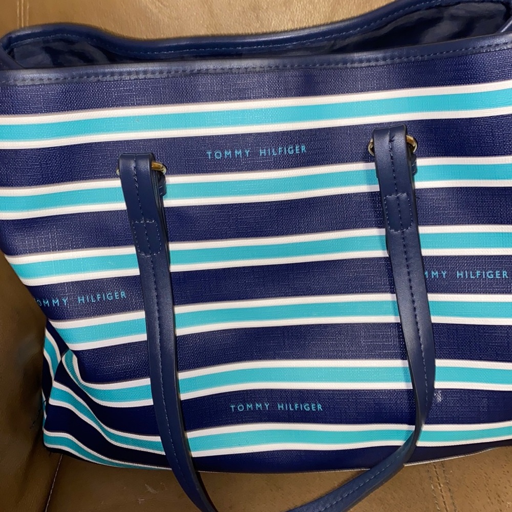 Woman’s Tommy Hilfiger Tote Bag